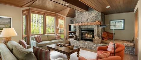 Hus - 3 sovrum | Vardagsrum