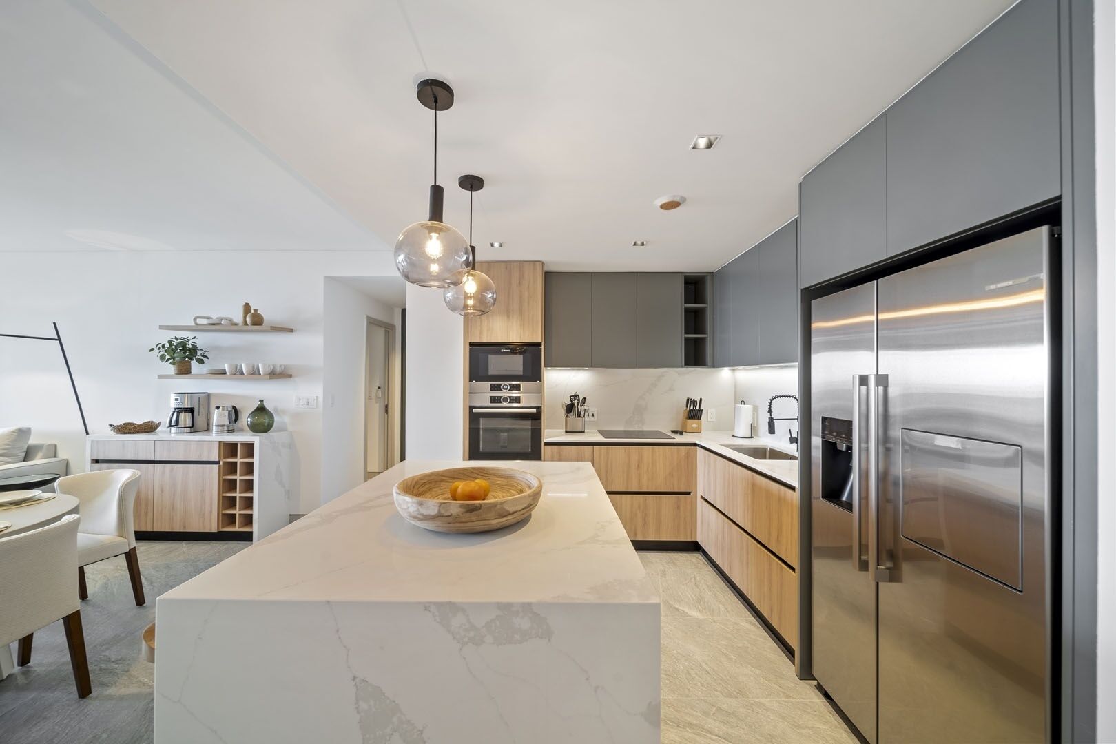 Apartment, 2 Bedrooms | Private kitchen | Fridge, oven, stovetop, coffee/tea maker