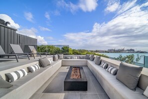 Apartment, 2 Bedrooms | Terrace/patio
