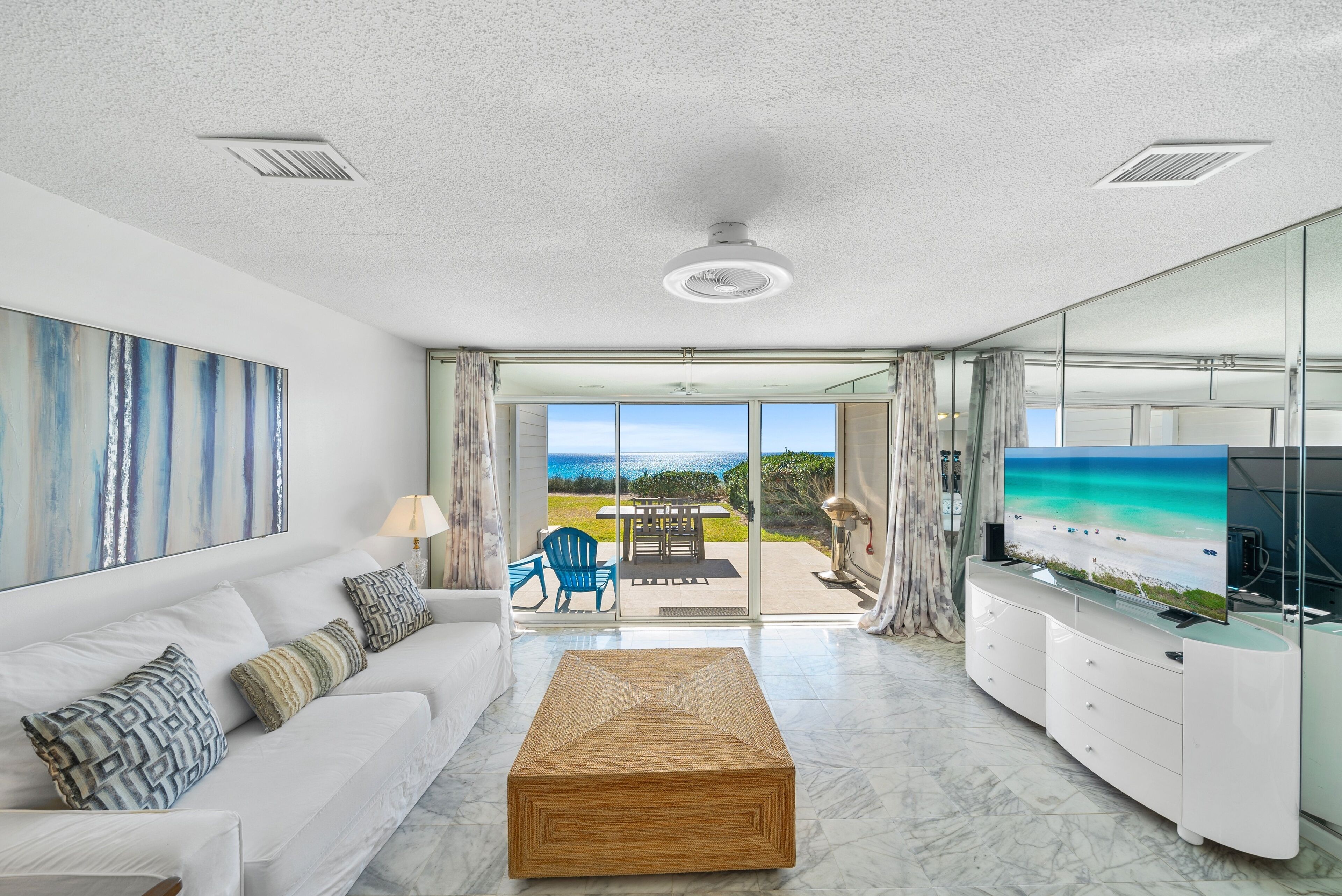 Stadtwohnung, 2 Schlafzimmer | Wohnbereich