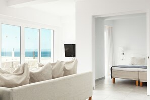Family Apartment, Balcony, Partial Sea View ALC | Vue de la chambre
