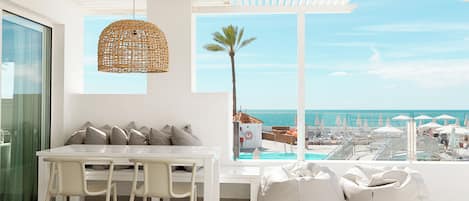 Standard Apartment, Sea View L&B | Blick vom Balkon