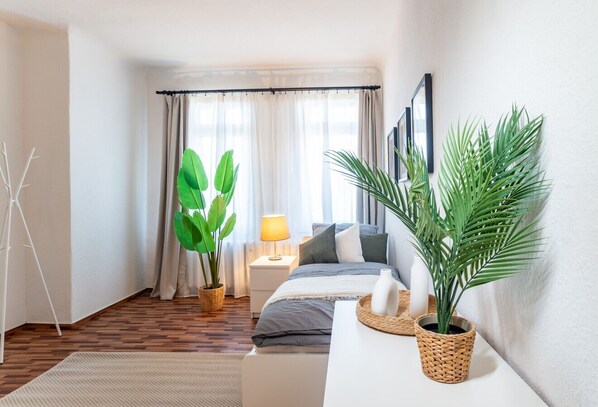 3 Schlafzimmer, Schreibtisch, kostenloses WLAN, Bettwäsche