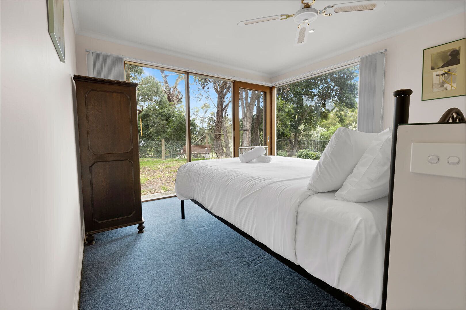 4 bedrooms, free WiFi, bed sheets