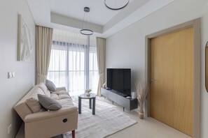 2 bedrooms, iron/ironing board, free WiFi - Cozy 2BR in Business Bay Aykon Tower (Dubai)