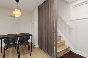 Interior - Basement unit - Fully Renovated Beautiful stay (Mississauga)