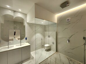 Towels, soap, shampoo - Landcorp hotels  (Hyderabad)