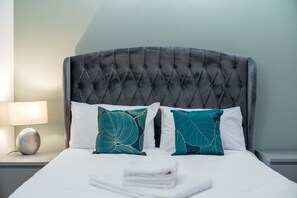 3 chambres, bureau, fer et planche à repasser, Wi-Fi gratuit