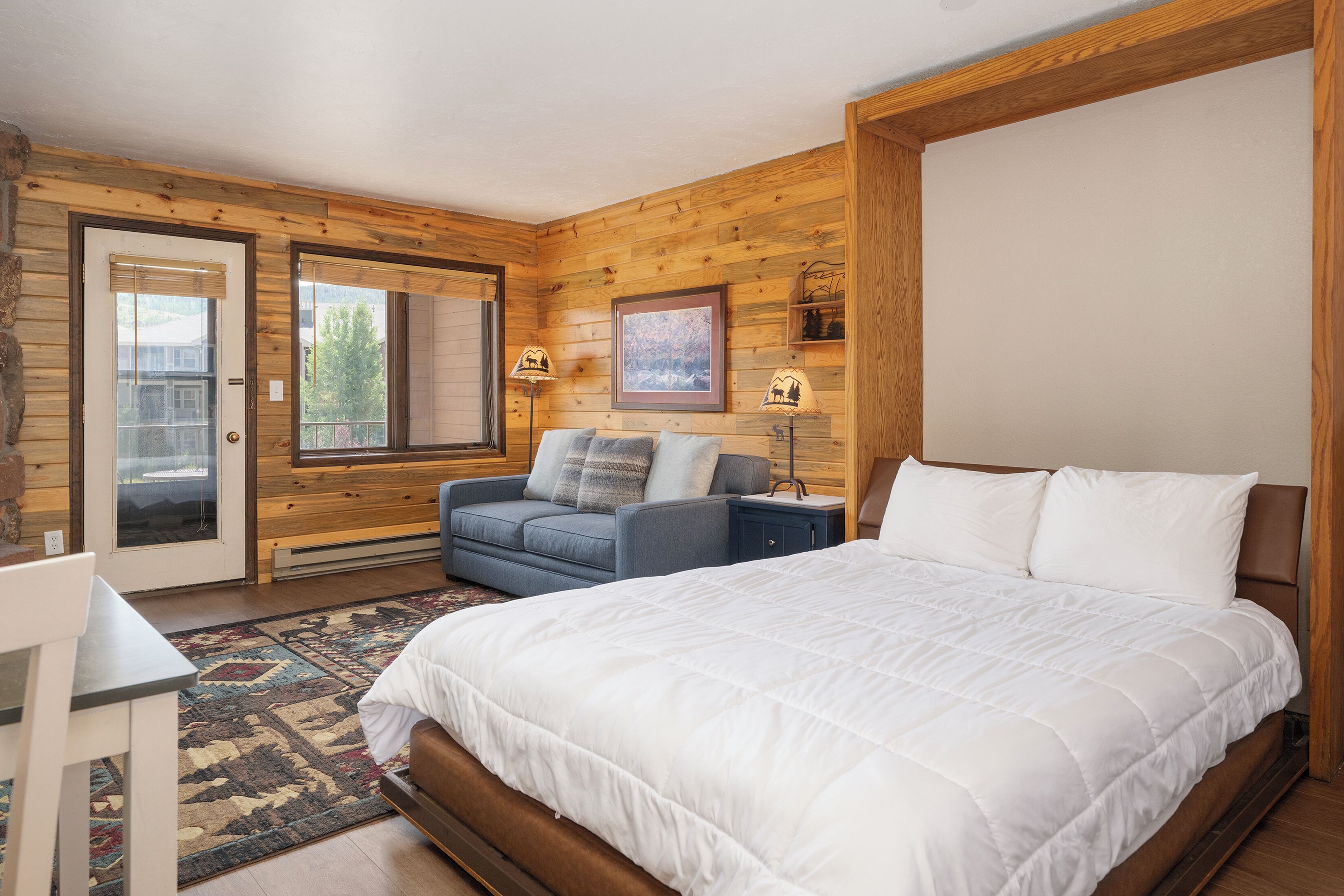 Internet, bed sheets