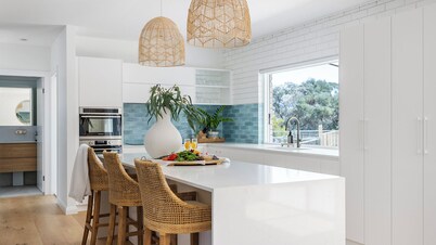 Sea Essence on Kingsley - Heated Pool and Stunning Views