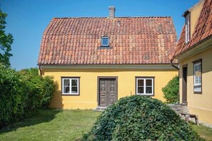 Esterni
