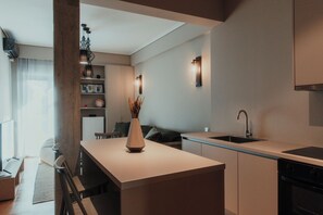 Private kitchen - MGM Residencies - Louizis Riankour (Athens)