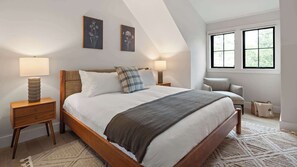 10 bedrooms, desk, iron/ironing board, travel crib