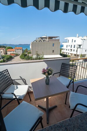 Studio, balcon, vue mer | Terrasse/Patio