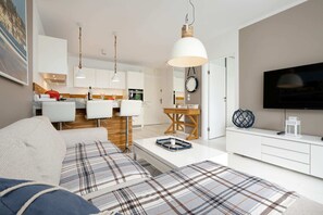 1 bedroom, iron/ironing board, bed sheets - Bliżej Morza 18 | 1 Bedroom | 650 m to the Beach (Kolobrzeg)