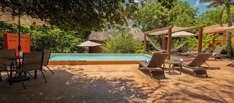 The Pickled Onion Hotel and Restaurant Uxmal