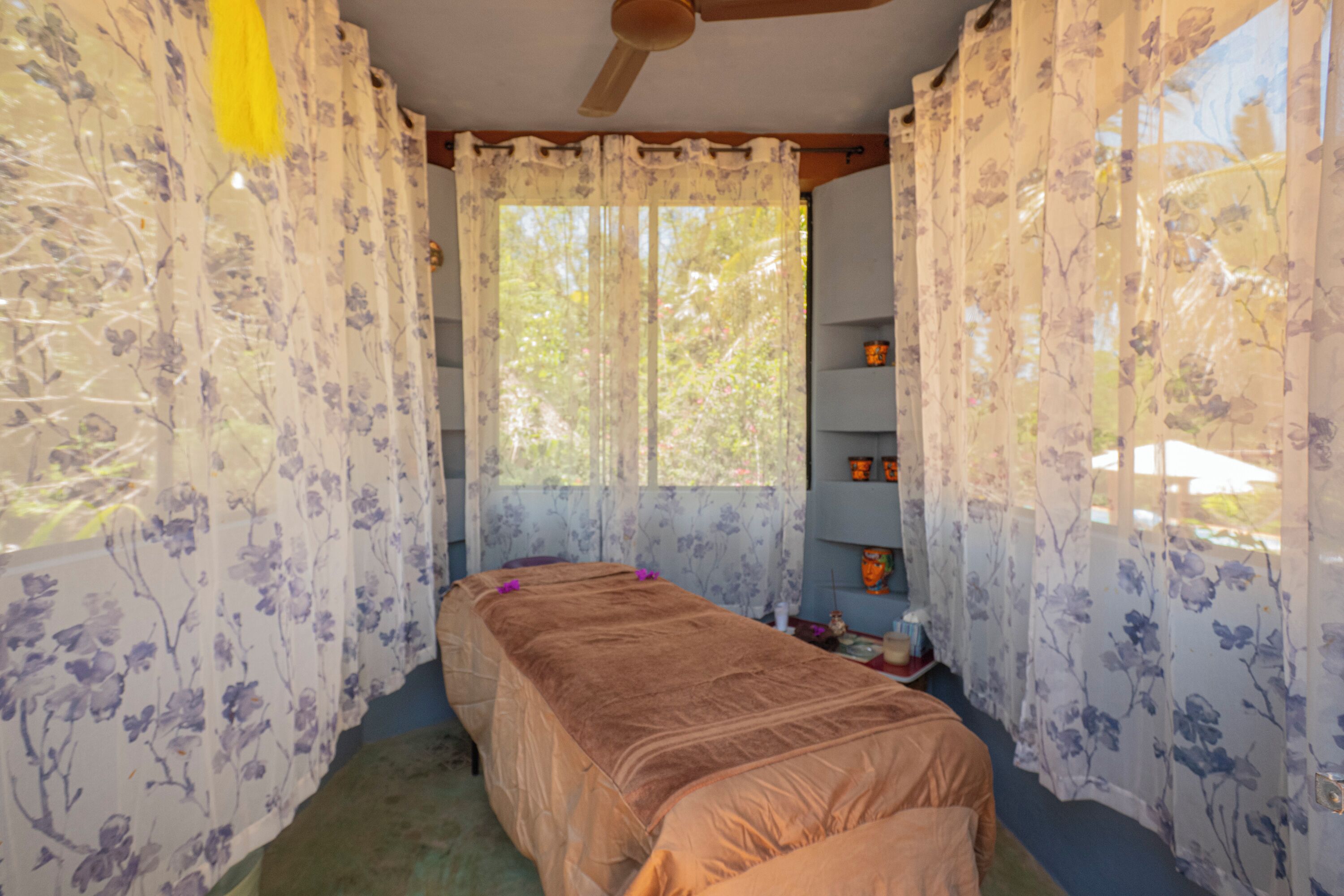 Deep-tissue massages
