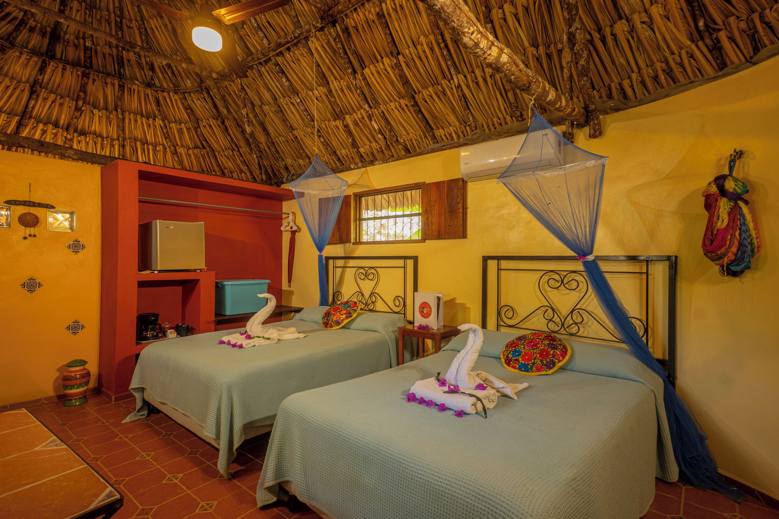 Traditional Quadruple Room | Egyptian cotton sheets, premium bedding, pillowtop beds