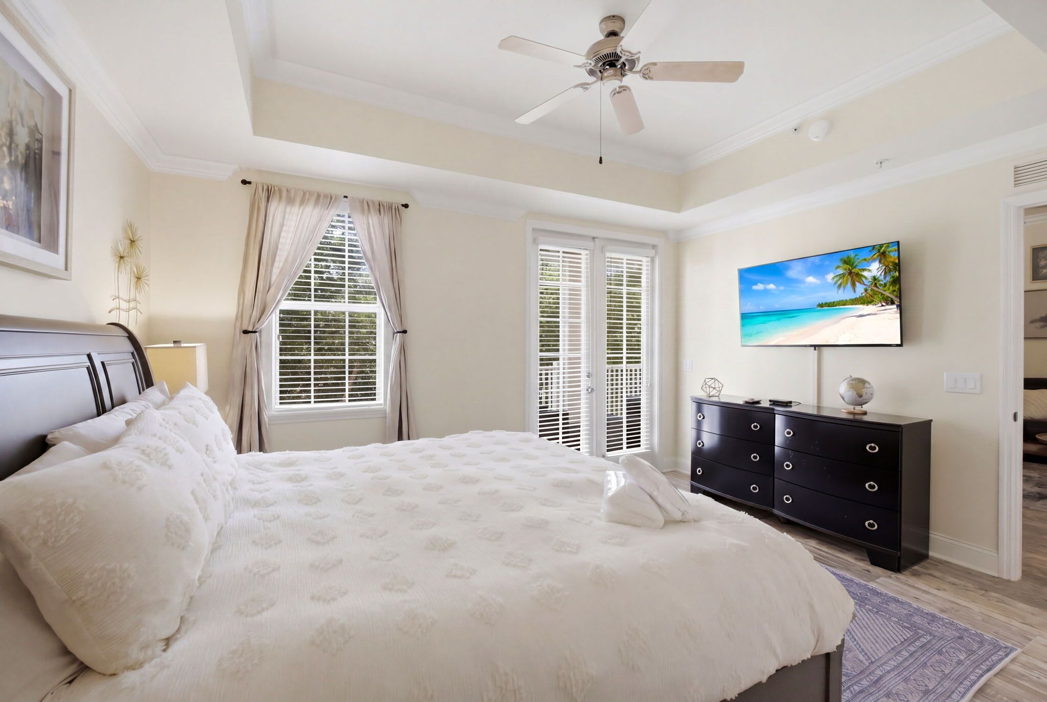 3 bedrooms, desk, iron/ironing board, WiFi