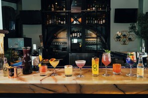 Bar (on property) - Epic Tranquil Terraces Retreat | Pet Friendly | Walk to Pool & Playground (Kissimmee)