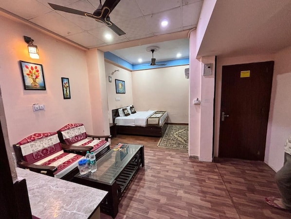 Classic Double Room