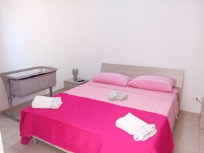 Deluxe Double or Twin Room | Free WiFi - Tanoelvira (Noto)