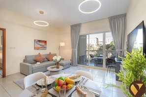Luxury Apartment | Living area - Vogue | Al Dhafrah 2 Greens near Mall of Emirates (Dubai)
