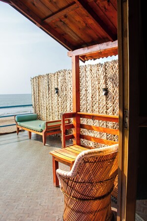 Habitación doble superior, vistas al mar | Balcón