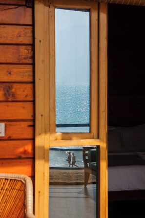 Superior Double Room, Sea View | Iron/ironing board, cribs/infant beds, free WiFi, bed sheets - New Common Home (Canacona)