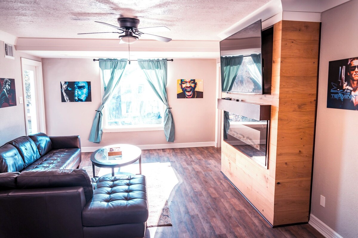 Photo 47 of Spacious 6-bedroom house in brilliant Houston with WiFi, AC