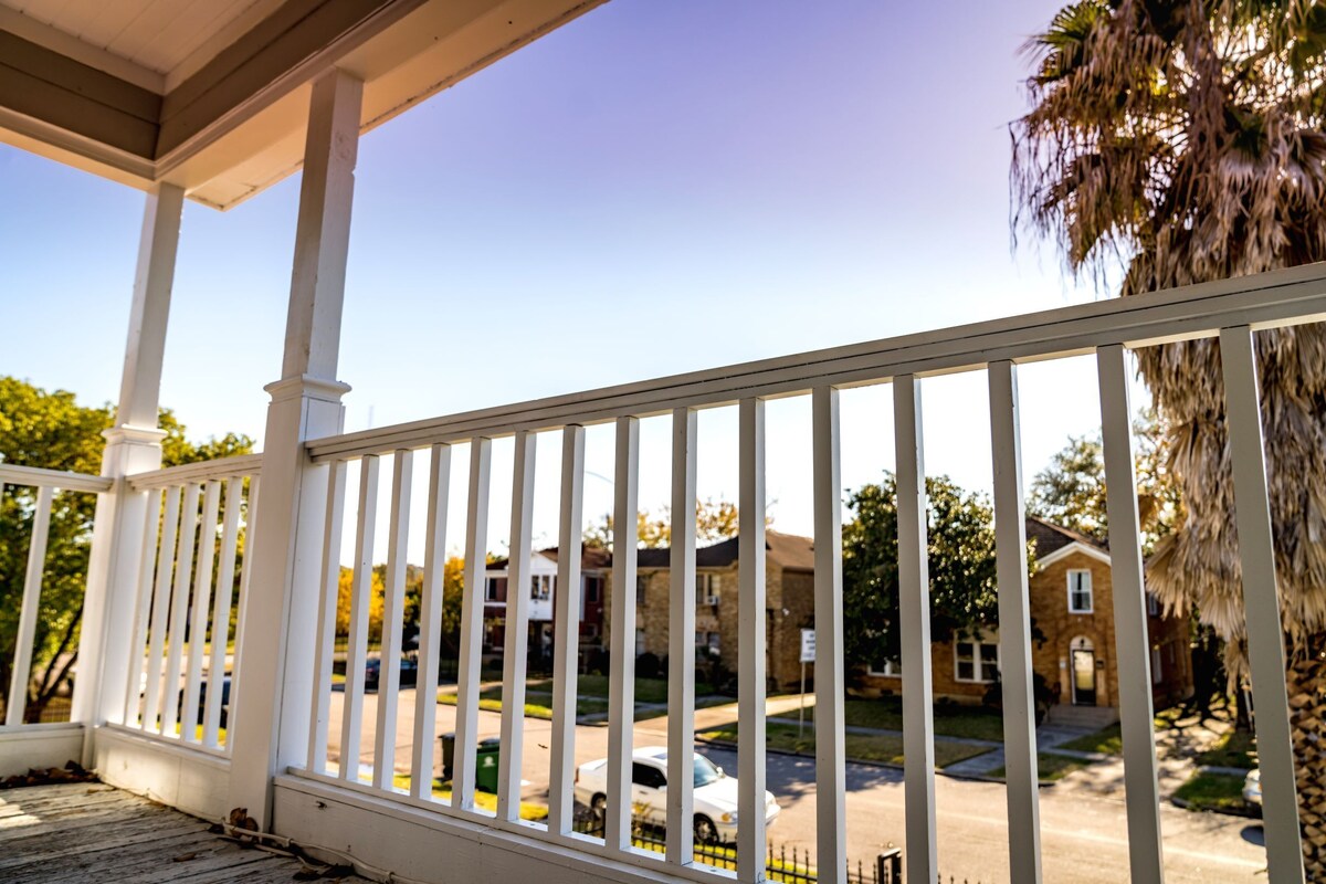 Photo 55 of Spacious 6-bedroom house in brilliant Houston with WiFi, AC
