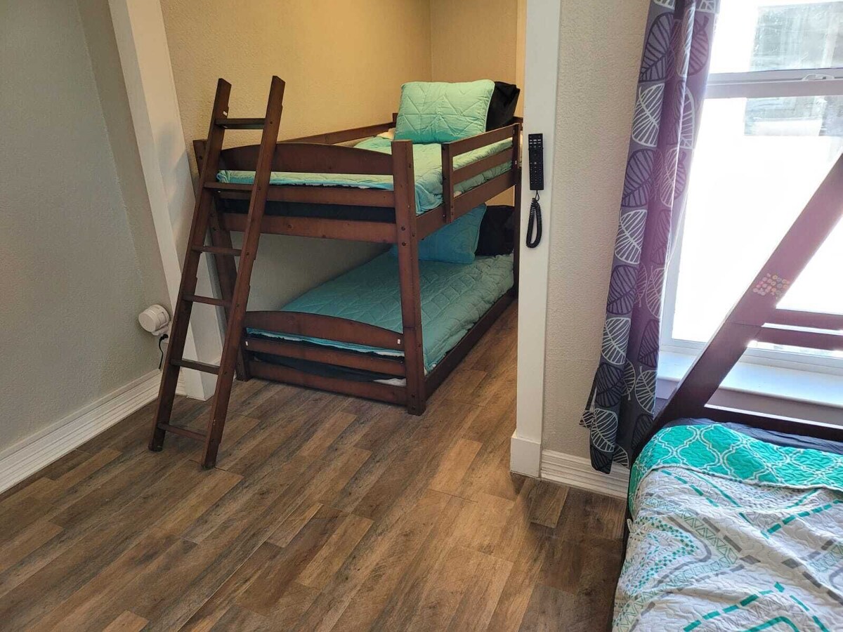Photo 63 of Spacious 6-bedroom house in brilliant Houston with WiFi, AC