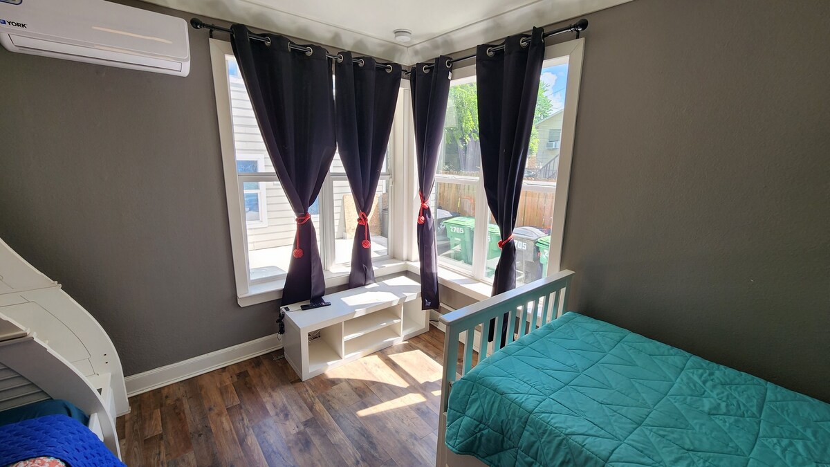 Photo 26 of Spacious 6-bedroom house in brilliant Houston with WiFi, AC
