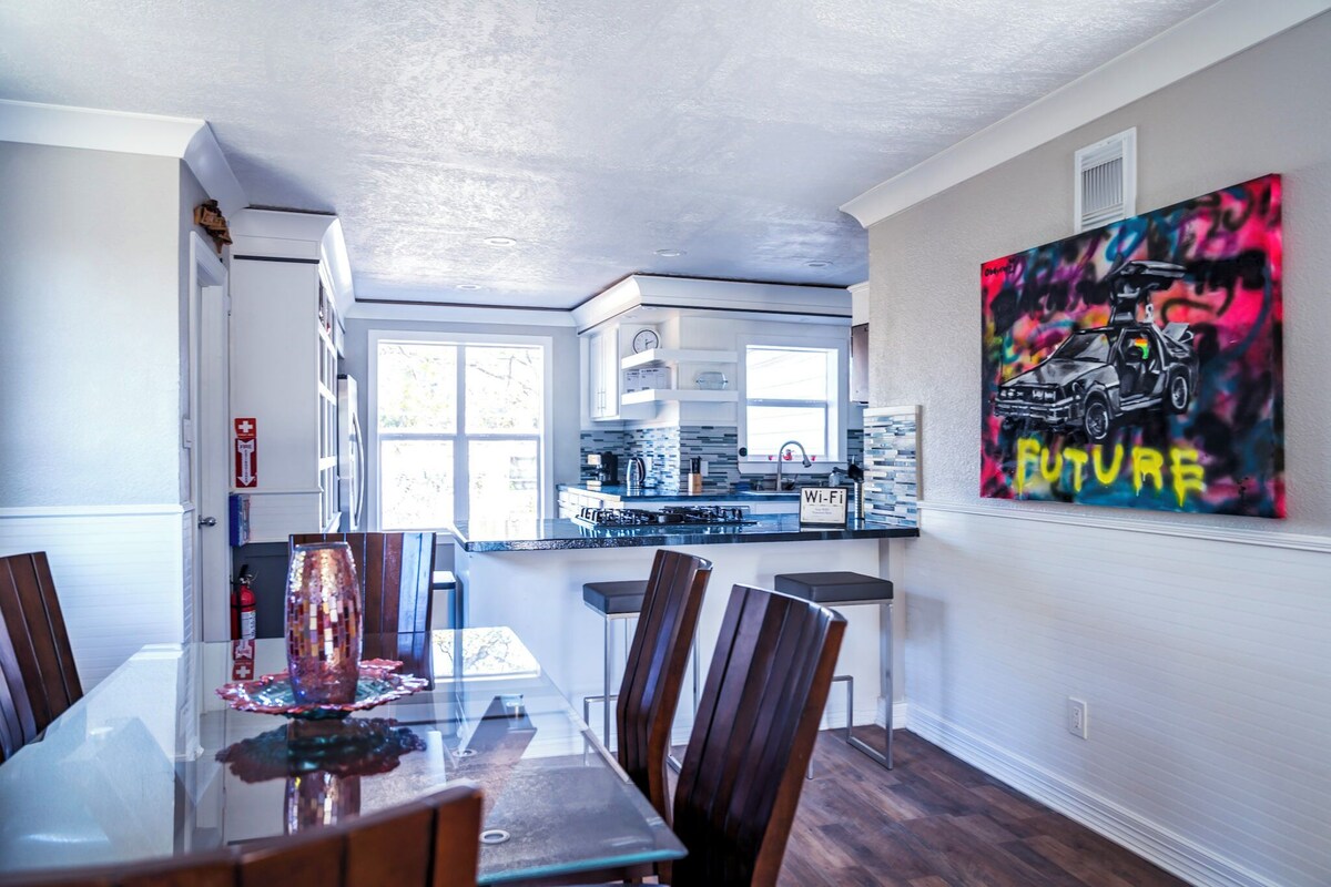 Photo 62 of Spacious 6-bedroom house in brilliant Houston with WiFi, AC