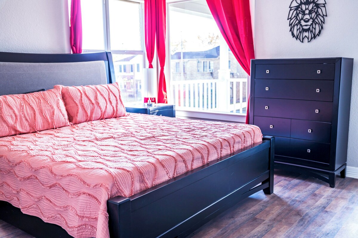 Photo 45 of Spacious 6-bedroom house in brilliant Houston with WiFi, AC