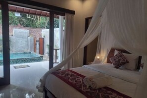 1 bedroom, in-room safe, iron/ironing board, free WiFi - Hidden Point Villa 5 minutes to rice field walk. 1BD with Pool Walk to Ubud 

 (Bali)