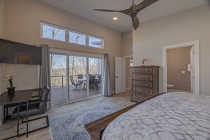 3 habitaciones, escritorio, wifi y ropa de cama 