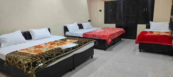 Free WiFi - Comfort Inn Paying Guest House  (Varanasi)