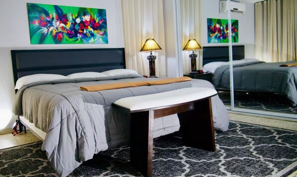 4 chambres, fer et planche à repasser, Wi-Fi, draps fournis