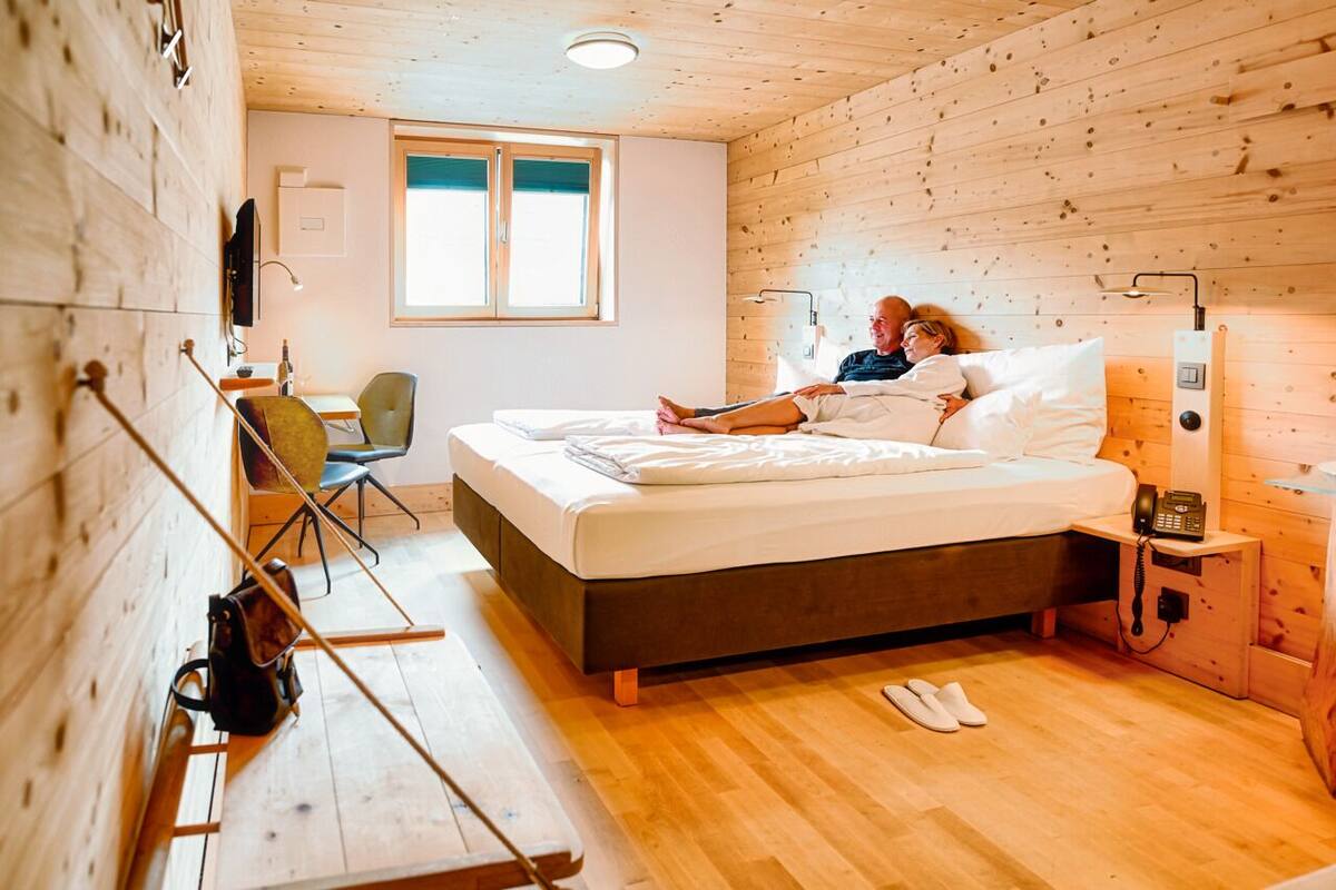 Classic Double Room | Desk, soundproofing, WiFi (free)