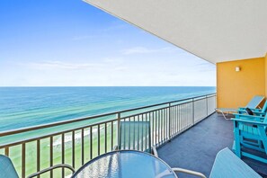 Property grounds - ⭐Beachfront with Great Amenities-Splash 1506W⭐ (Panama City Beach)