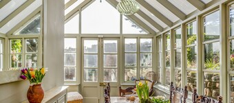 Beau View Cottage - Three Bedroom House, Sleeps 5
