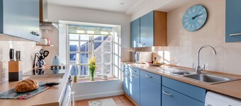 Calleron - One Bedroom Apartment, Sleeps 2
