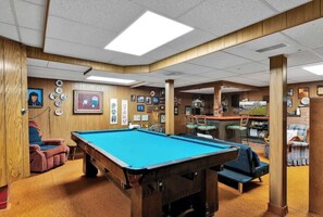 Game room - Miner's Home by Kannegaard with Pool Table and Bar

 (Kellogg)
