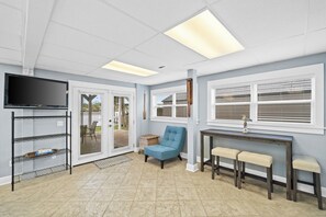 Family House, Canal View | 3 bedrooms, iron/ironing board, bed sheets - Lagoon Cocoon by Book That Condo (Panama City Beach)