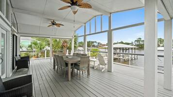 Family House, Canal View | Terrace/patio