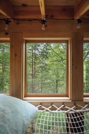 Interior - Cabin & Treehouse by Jay Cooke State Park / Duluth Trails (Esko)