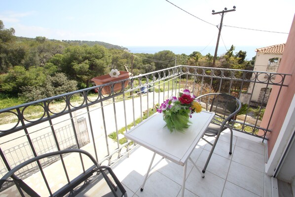 Apartment | 2 bedrooms - Pelagos Studios by Frangki (Aegina)