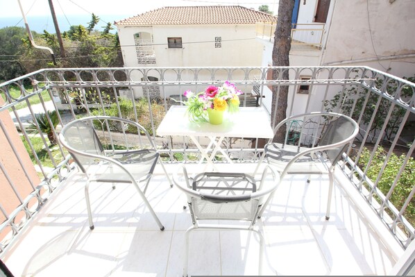 2 bedrooms - Pelagos Studios by Frangki (Aegina)