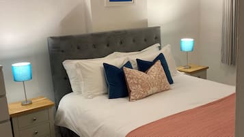 3 bedrooms, iron/ironing board, travel cot, WiFi